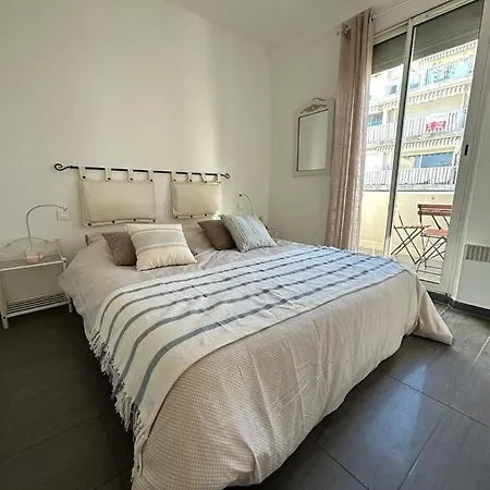 Centre Juan Les Pins 3P Les Iles Plages 50 Metres Antibes Exterior photo